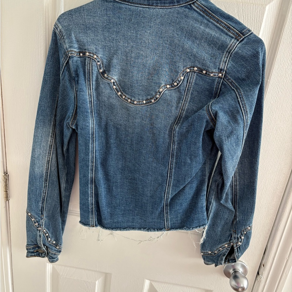 Stylish Blue Denim Jacket with Studded Details